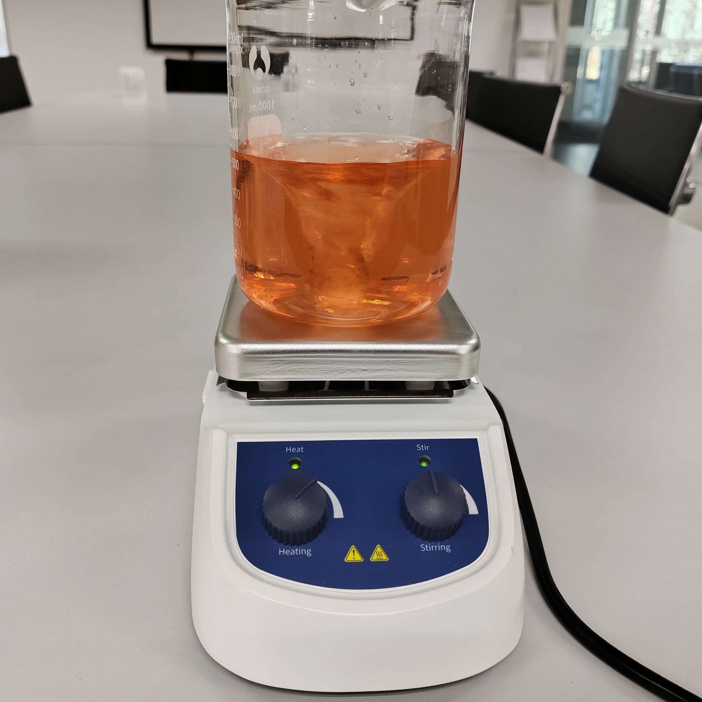 Magnetic Stirrer Hotplate - Agitateur magnétique MS4-H380-E 5L avec plaque